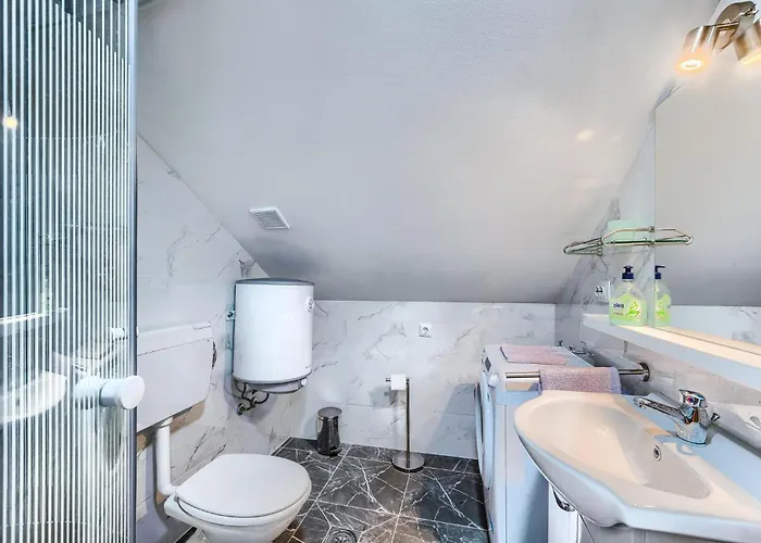 Holiday home Gorgeous In With Wifi *