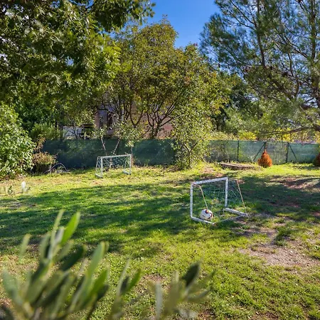 Gorgeous In With Wifi Holiday home