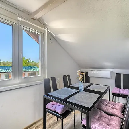 Holiday home Gorgeous In With Wifi Vodnjan