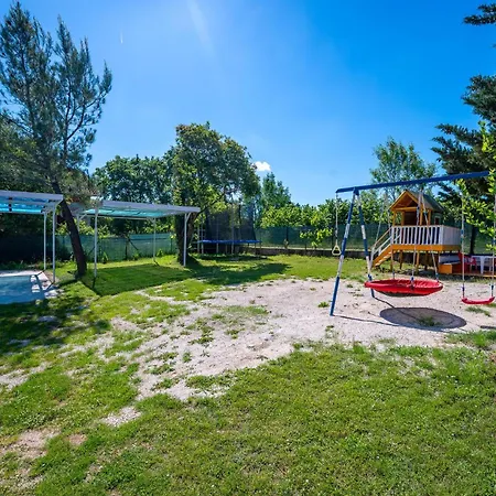 Gorgeous In With Wifi * 沃德年