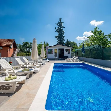 Holiday home Gorgeous In With Wifi Vodnjan