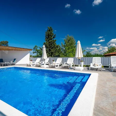 Holiday home Gorgeous In With Wifi Vodnjan